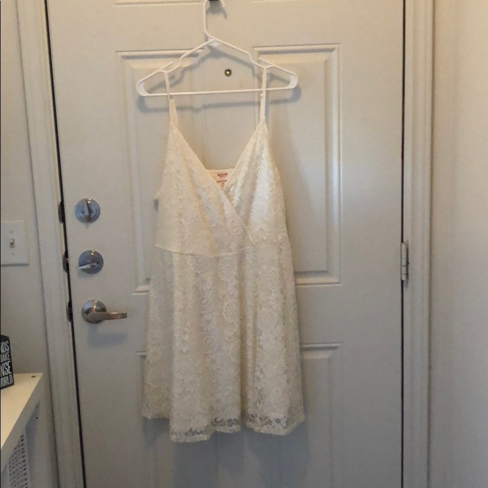 Beautiful  white lace sun dress